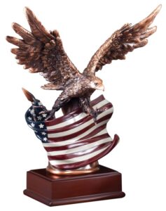 RESIN EAGLE WITH FLAG LARGE